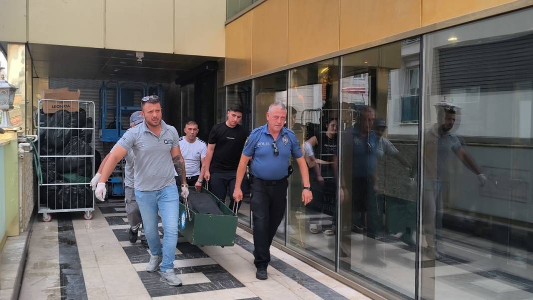 Rus turist otel koridorunda ölü bulundu! 6